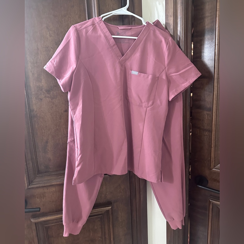 Rose mauve color Figs Scrubs